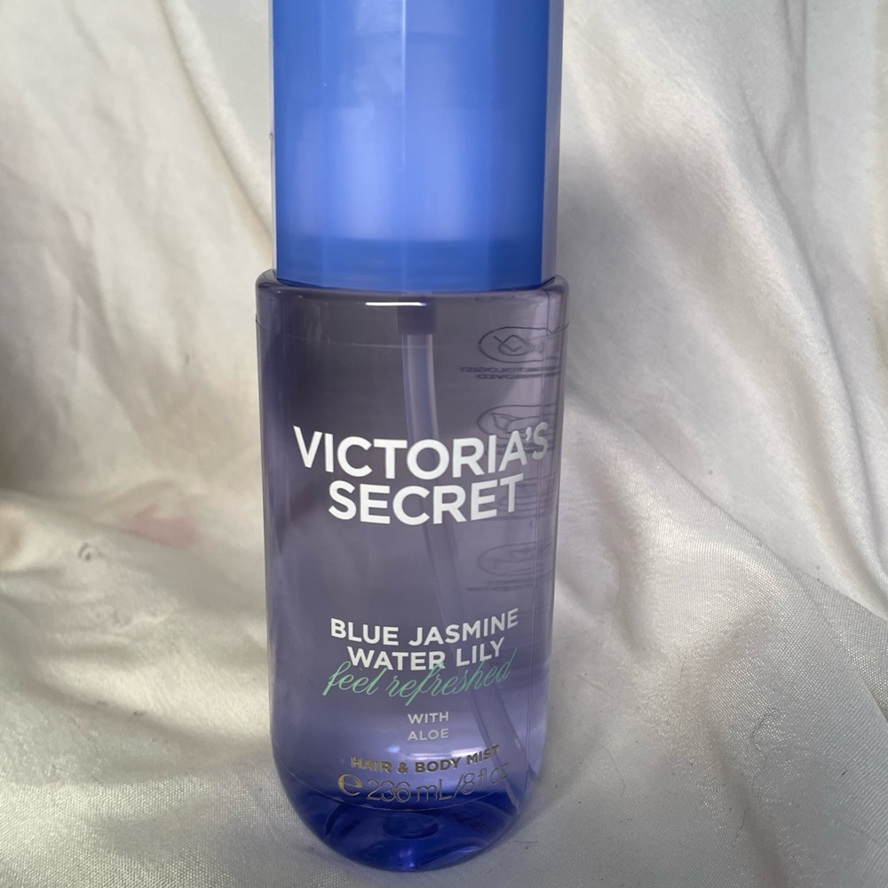 Victoria's Secret Blue Jasmine & Lily Hair & Body Mist